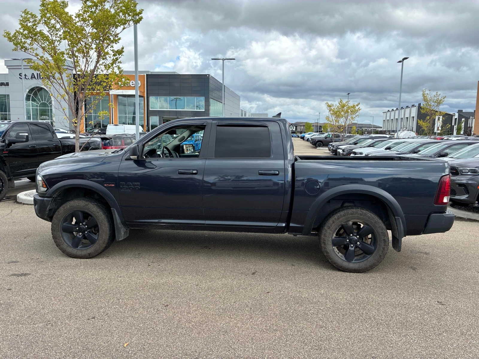 Dodge RAM 1500 * Warlock * CARFAX * ОПЦИЯ ЗА ФИНАНСИРАНЕ , снимка 2 - Автомобили и джипове - 56002503