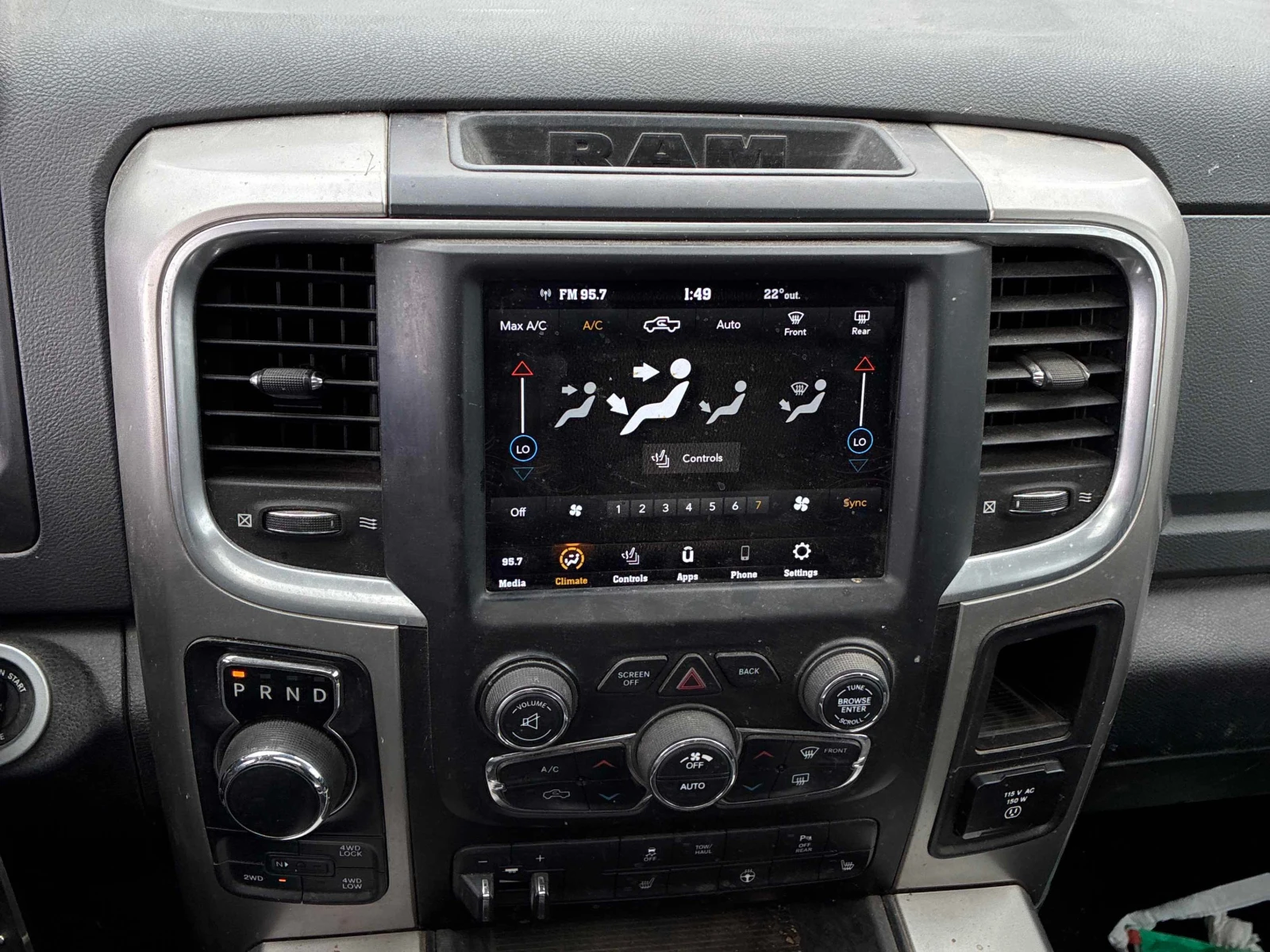 Dodge RAM 1500 * Warlock * CARFAX * ОПЦИЯ ЗА ФИНАНСИРАНЕ , снимка 9 - Автомобили и джипове - 56002503