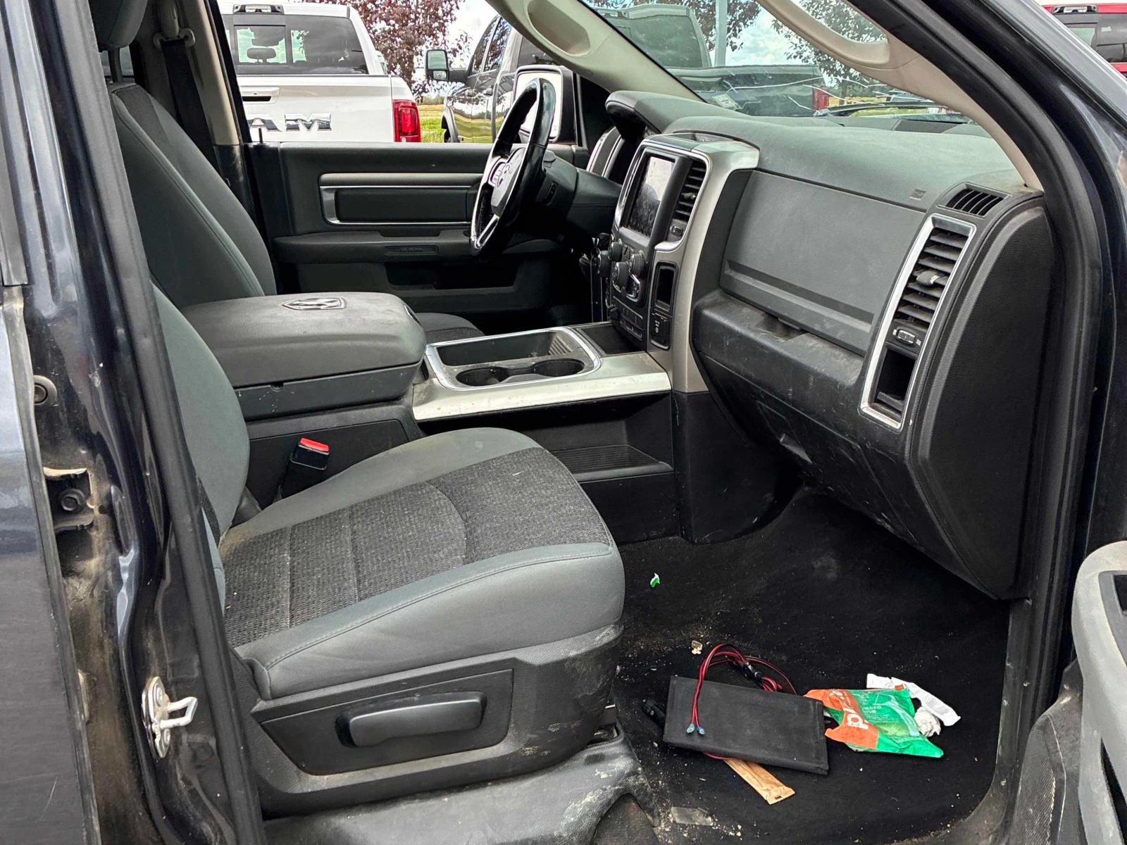 Dodge RAM 1500 * Warlock * CARFAX * ОПЦИЯ ЗА ФИНАНСИРАНЕ , снимка 14 - Автомобили и джипове - 56002503