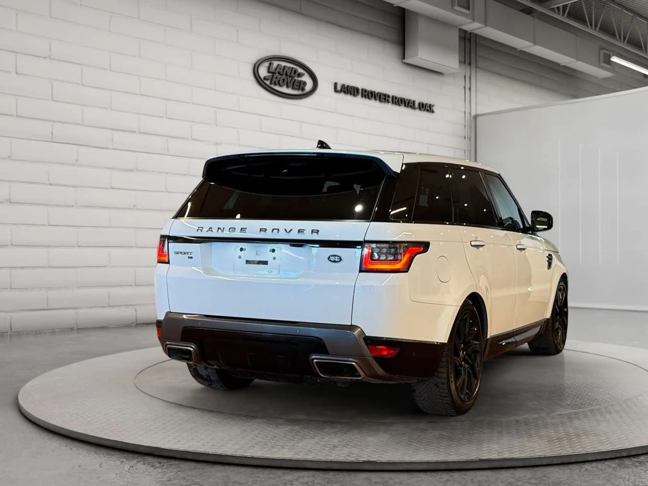 Land Rover Range Rover Sport One Owner | Local Vehicle | Clean CARFAX | No Acci | Mobile.bg � ����������� 5