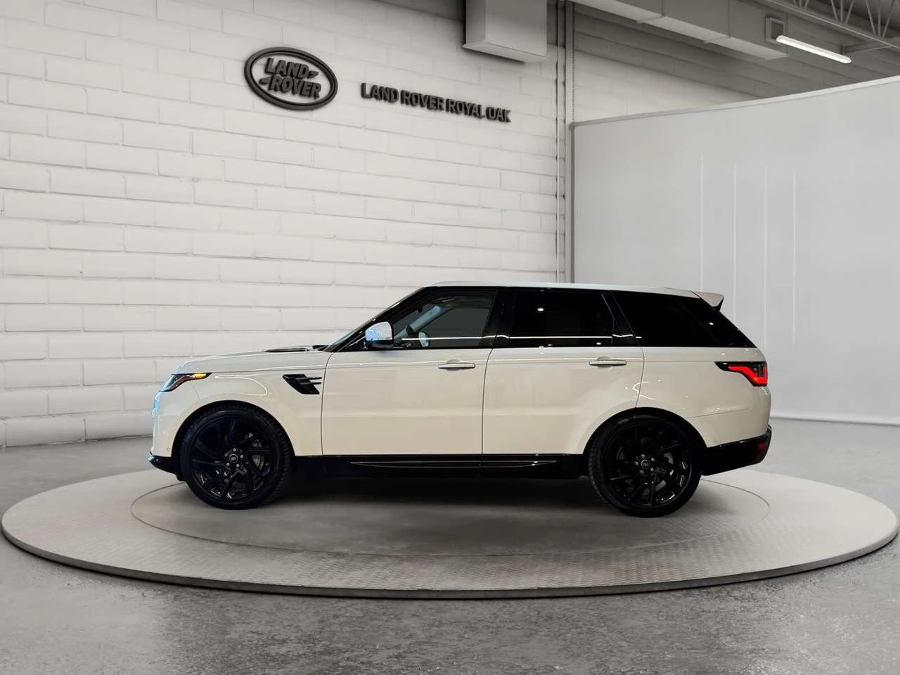 Land Rover Range Rover Sport One Owner | Local Vehicle | Clean CARFAX | No Acci | Mobile.bg � ����������� 8