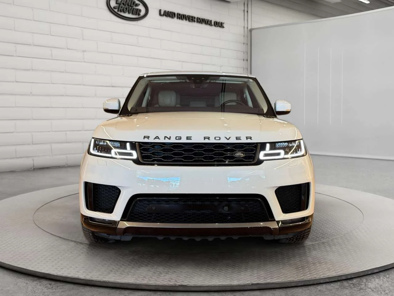 Land Rover Range Rover Sport One Owner | Local Vehicle | Clean CARFAX | No Acci | Mobile.bg � ����������� 2