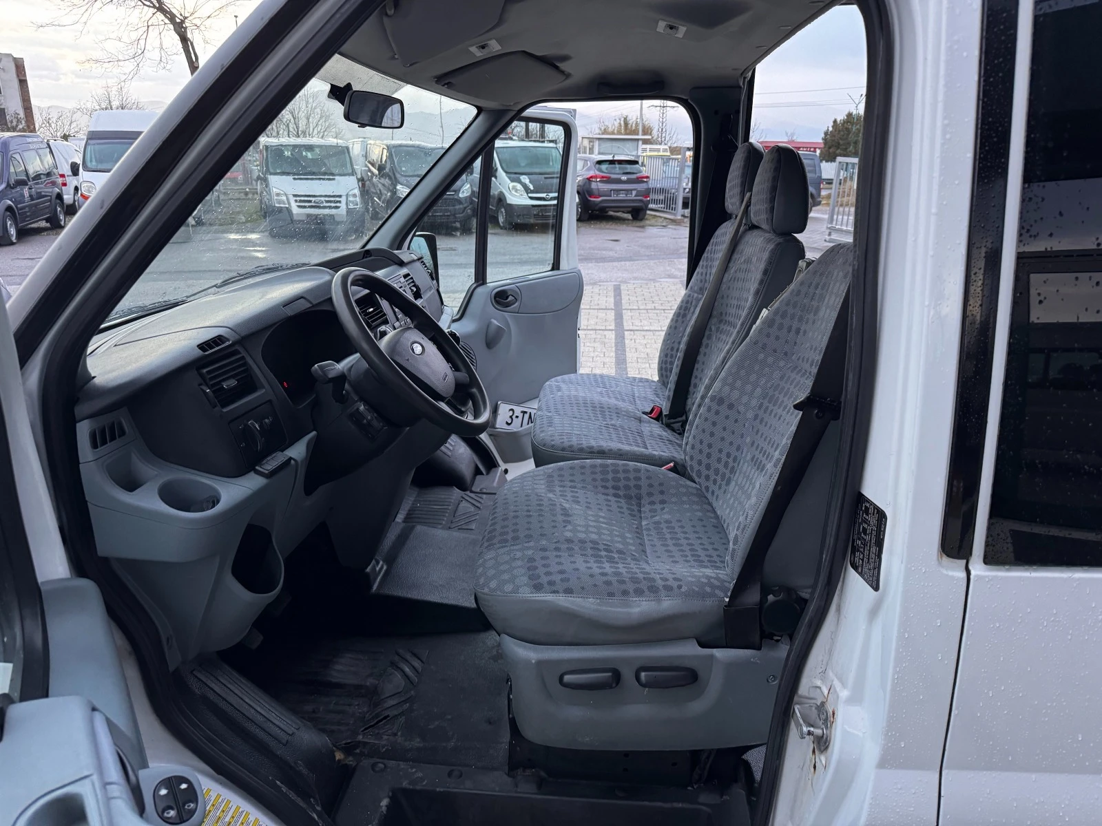 Ford Transit 2.2TDCI 9-местен Клима  - изображение 10