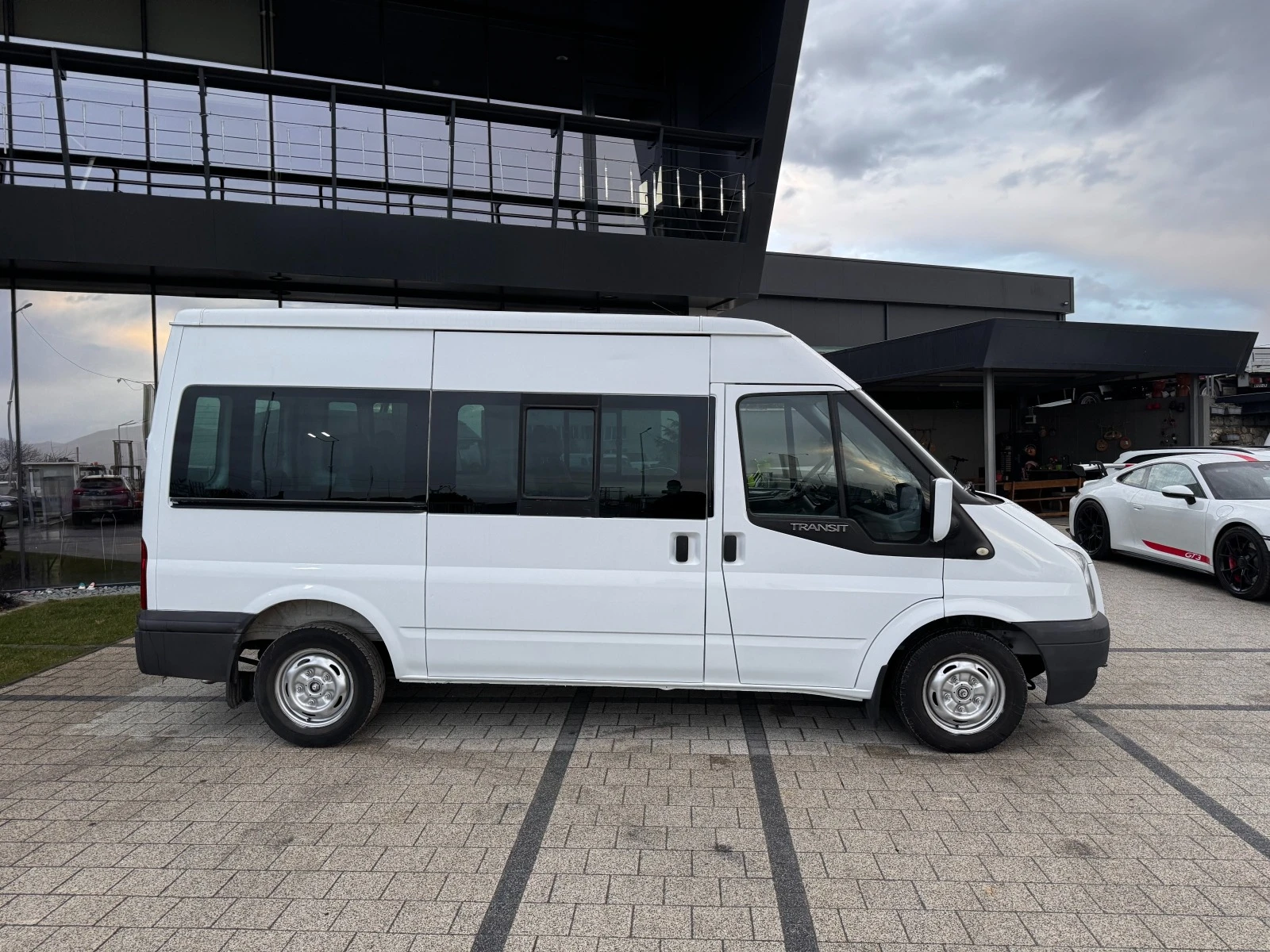 Ford Transit 2.2TDCI 9-местен Клима  - изображение 6