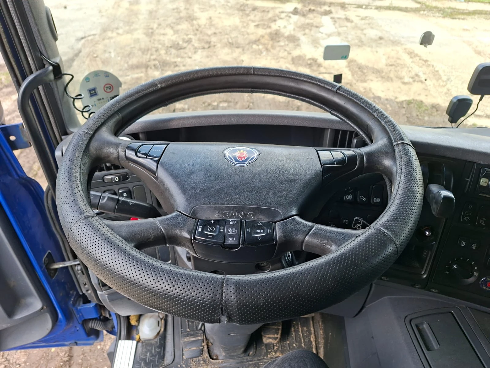 Scania P 380 ЗА 10-КОЛИ, снимка 11 - Камиони - 54313623