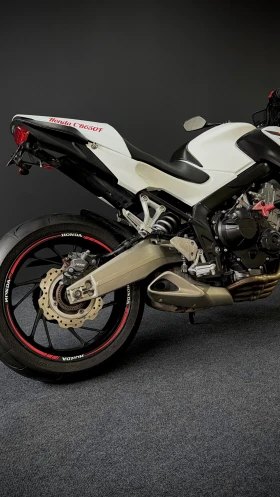 Honda Cb 650F 2016 г. 24 000 км Нов внос ABS Нови Гуми, снимка 10