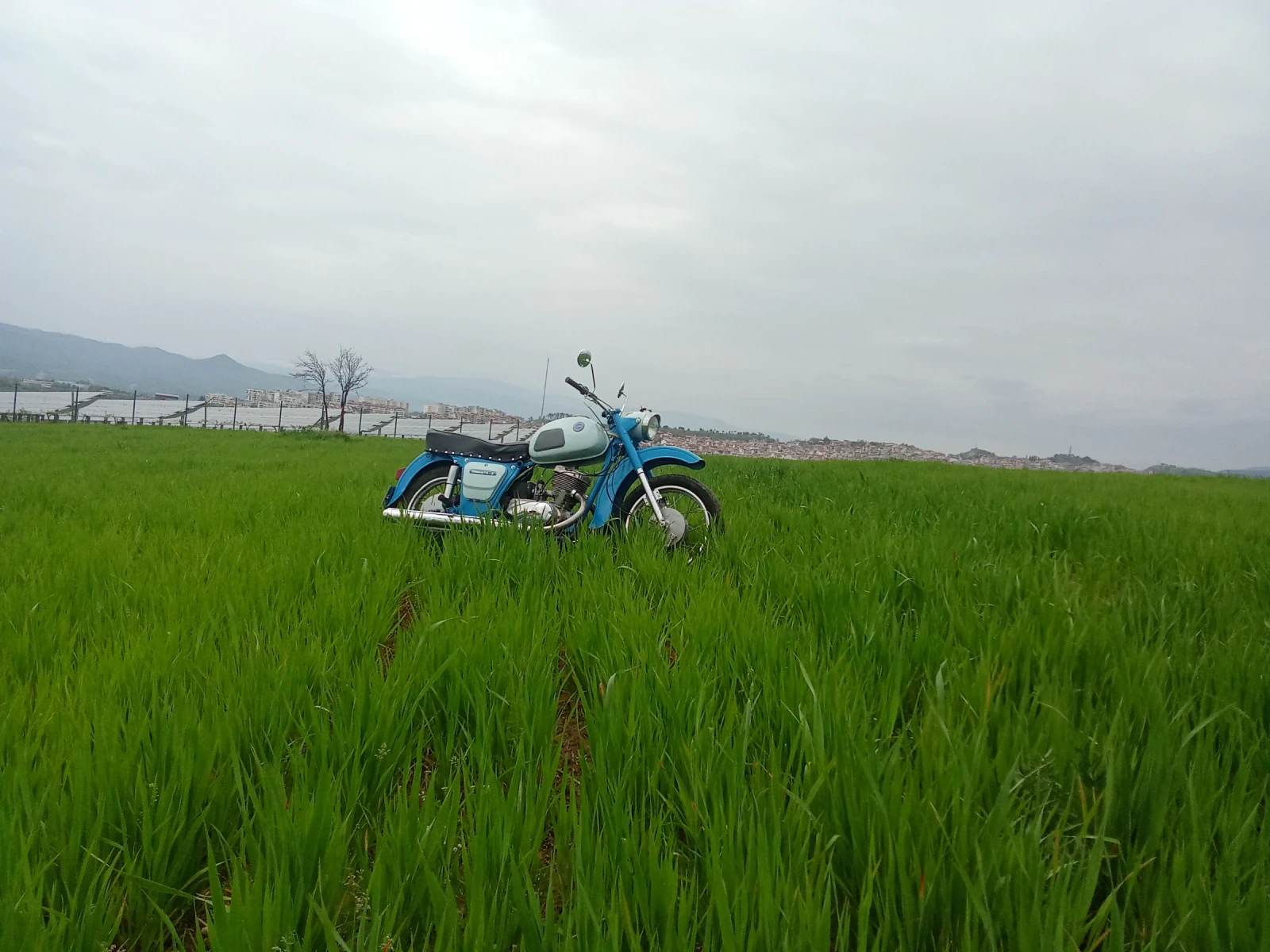 Иж Планета 350, снимка 2 - Мотоциклети и мототехника - 54299113