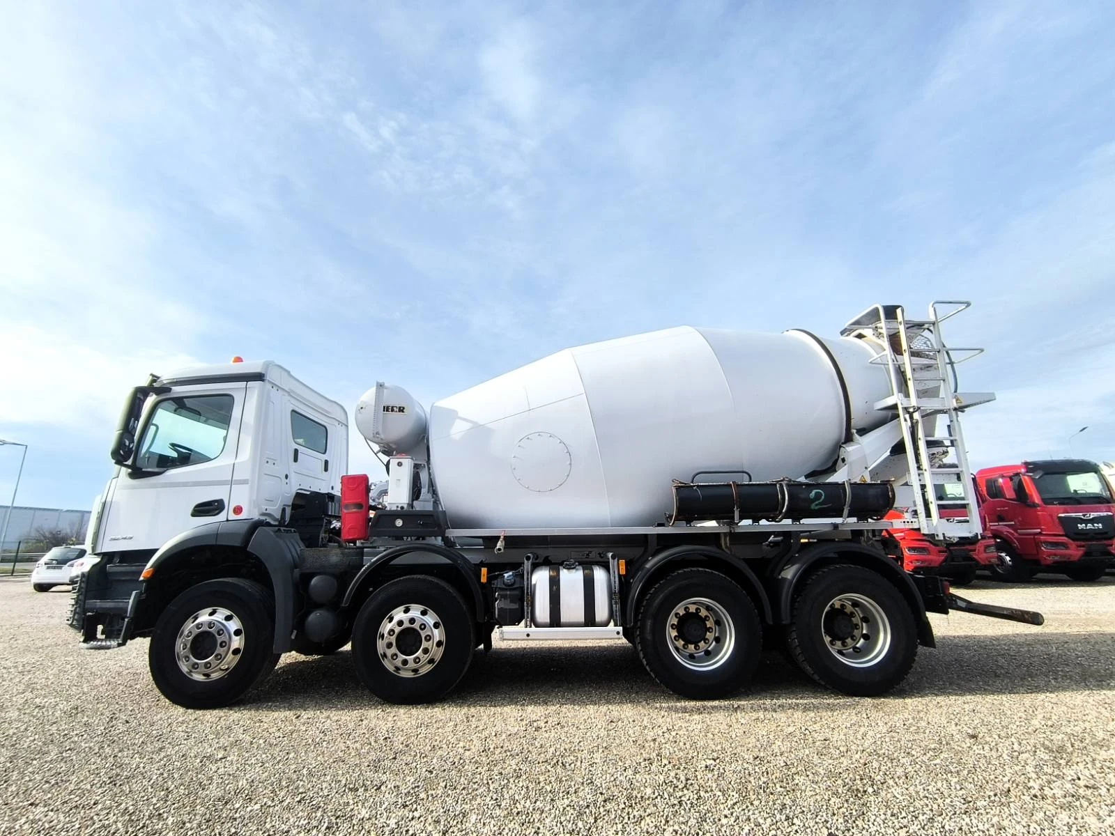   Mercedes AROCS 3243 LIEBHERR 9M3 | Mobile.bg   4