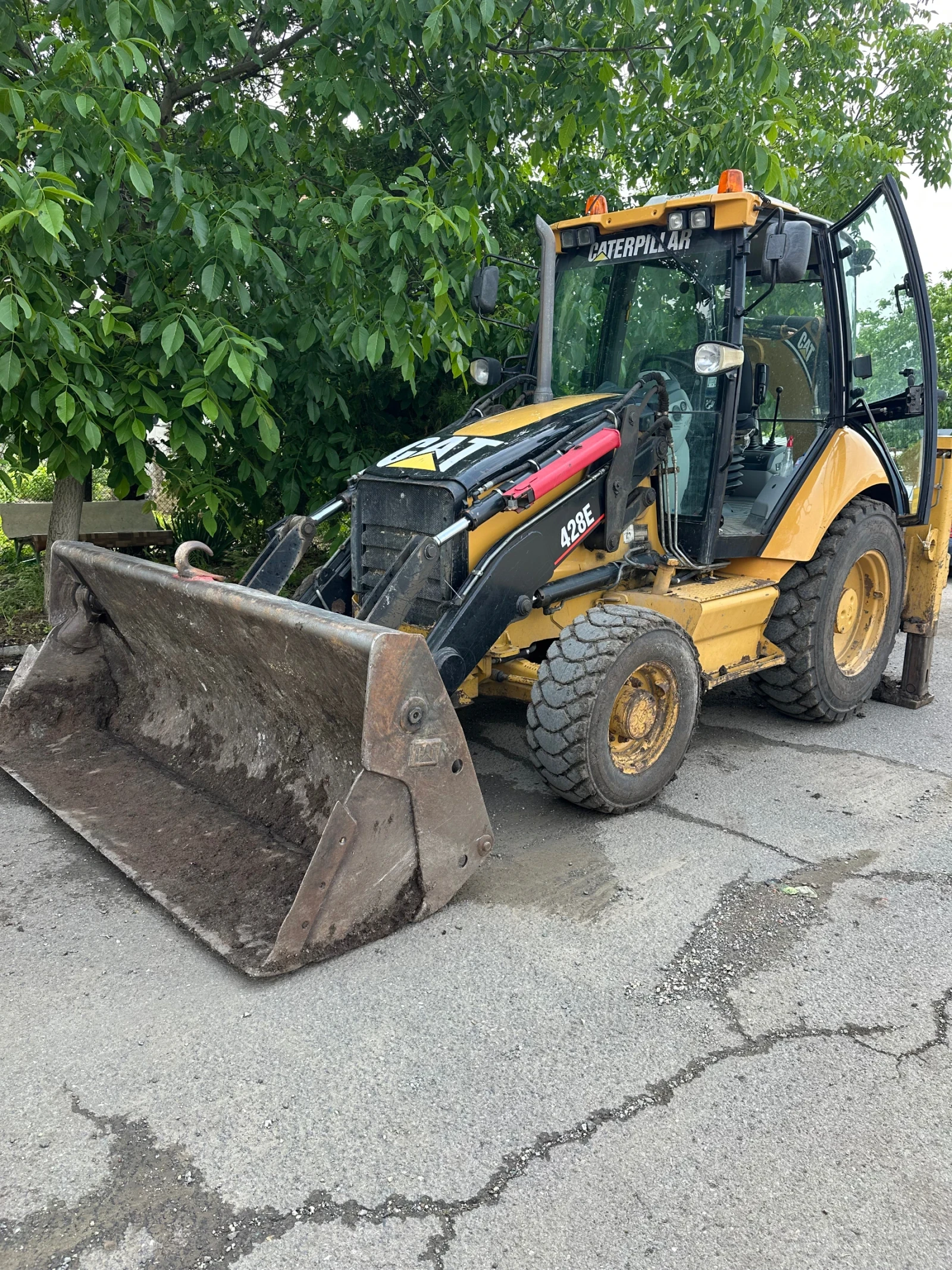 Багер Cat 428E, снимка 3 - Индустриална техника - 54788571