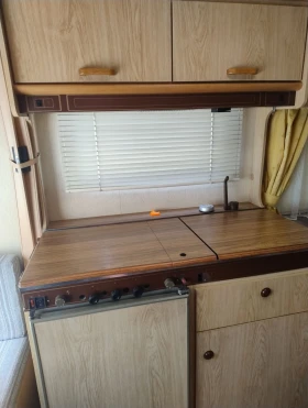 Каравана Chateau La Car 330, снимка 11