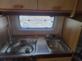 Каравана Chateau La Car 330, снимка 12