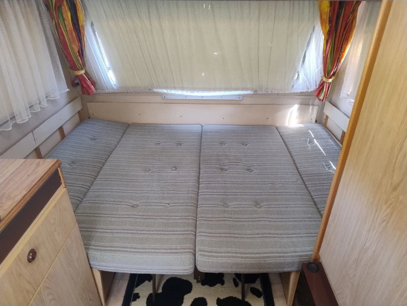 Каравана Chateau La Car 330, снимка 9 - Каравани и кемпери - 52322645