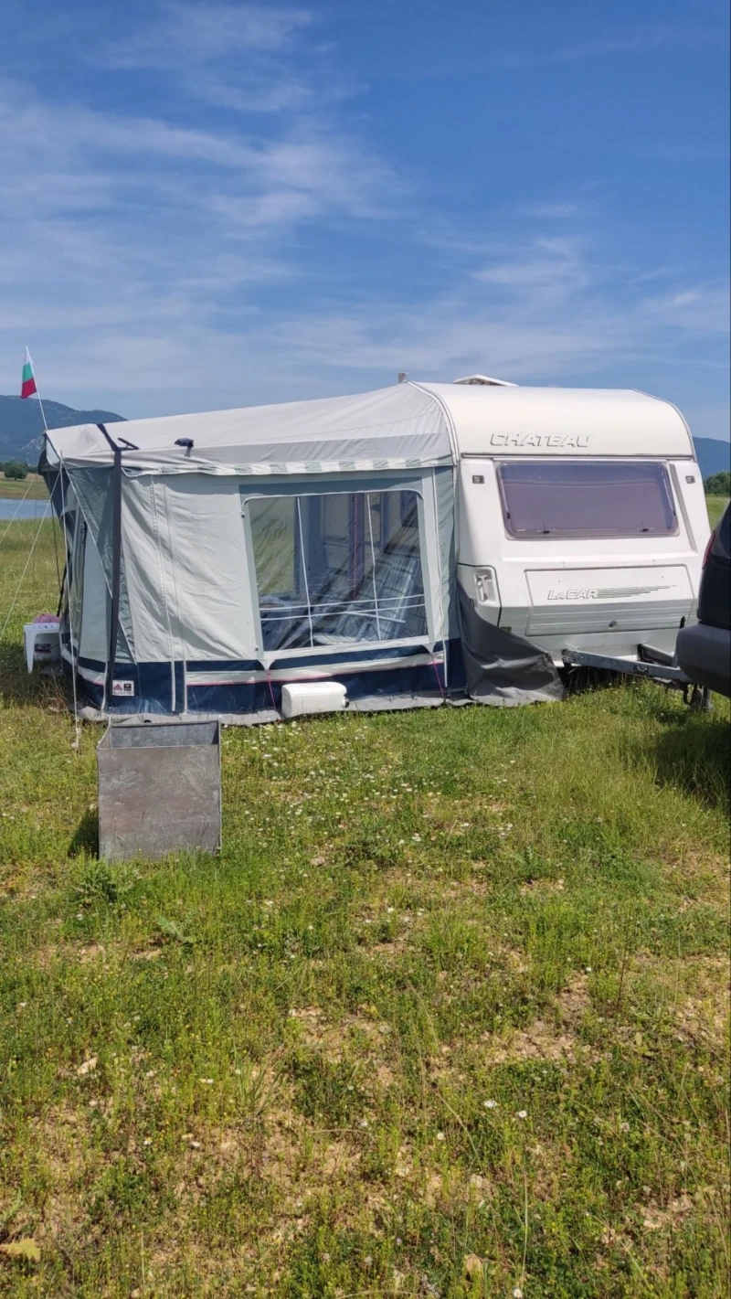 Каравана Chateau La Car 330