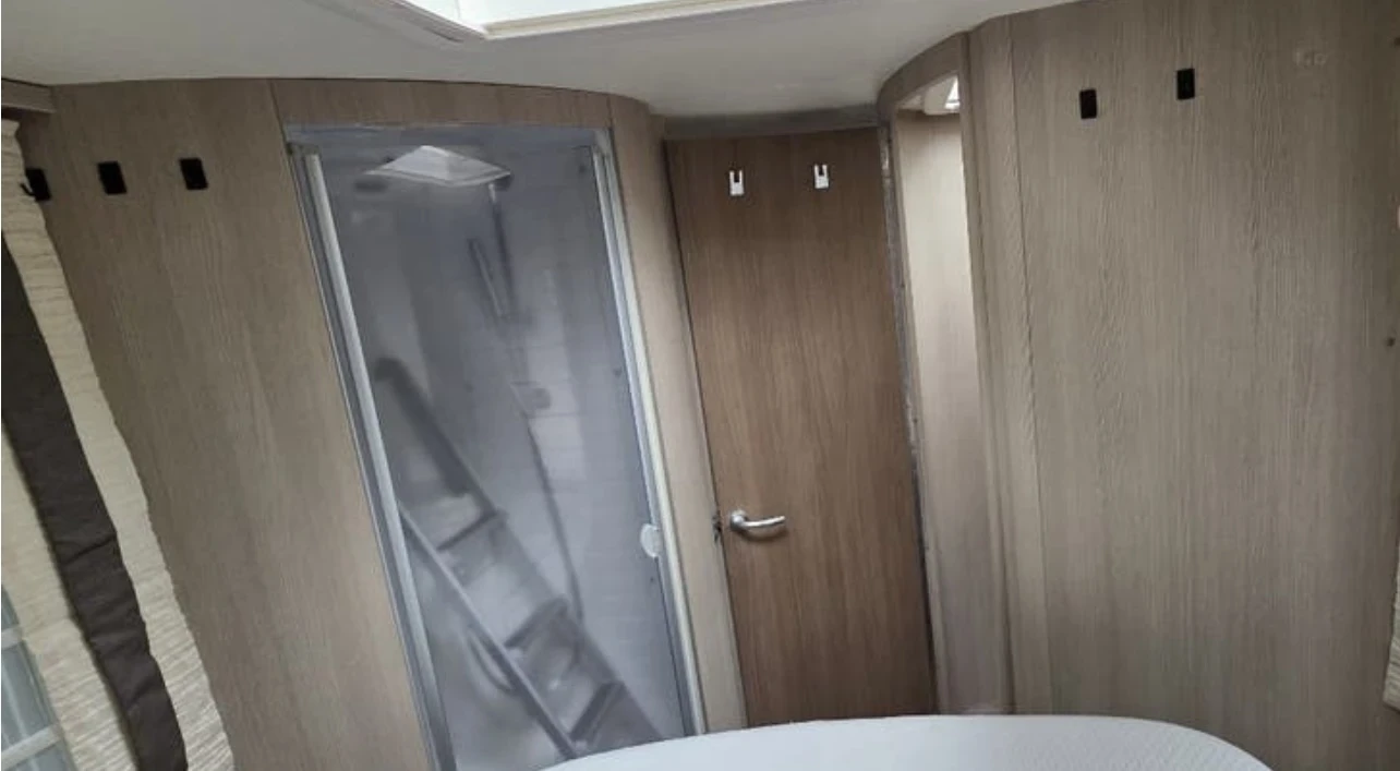 ������ Burstner Ixeo Time734 | Mobile.bg � ����������� 10