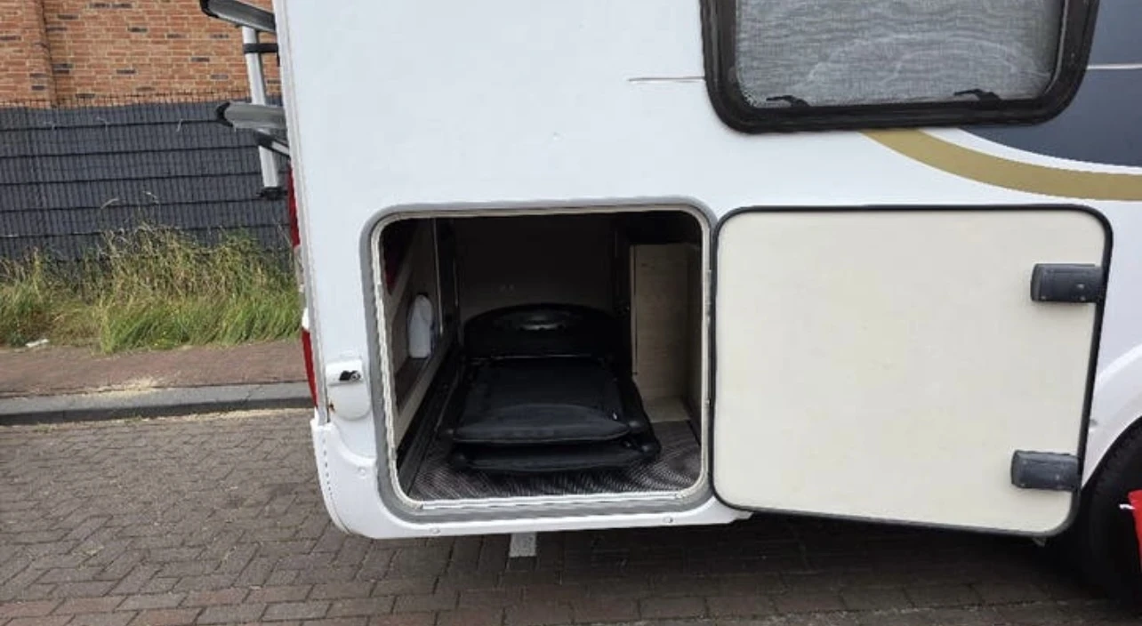 ������ Burstner Ixeo Time734 | Mobile.bg � ����������� 17