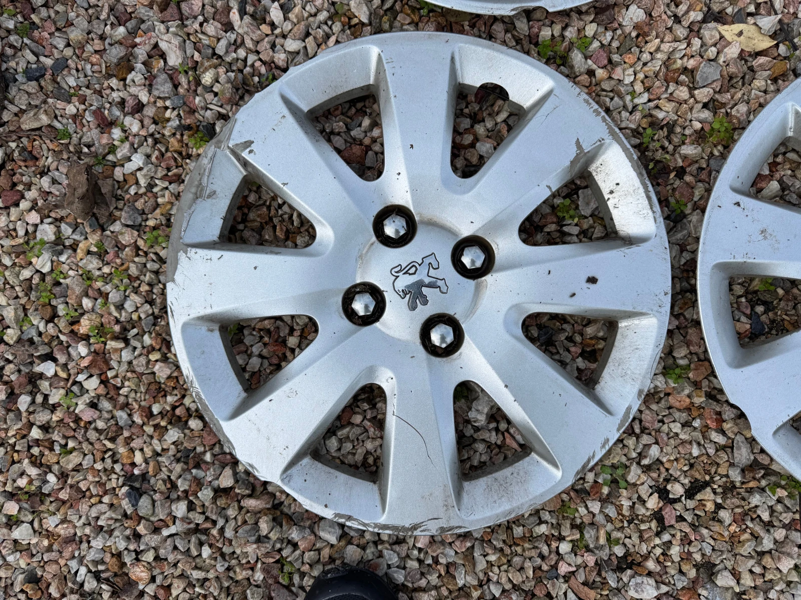 16   | Mobile.bg   5