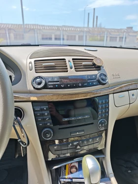 Mercedes-Benz E 320, снимка 13