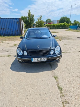 Mercedes-Benz E 320, снимка 1