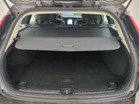 Volvo V60 B3 Momentum, снимка 8