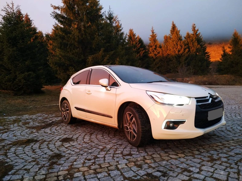 Citroen DS4, снимка 6 - Автомобили и джипове - 47423335