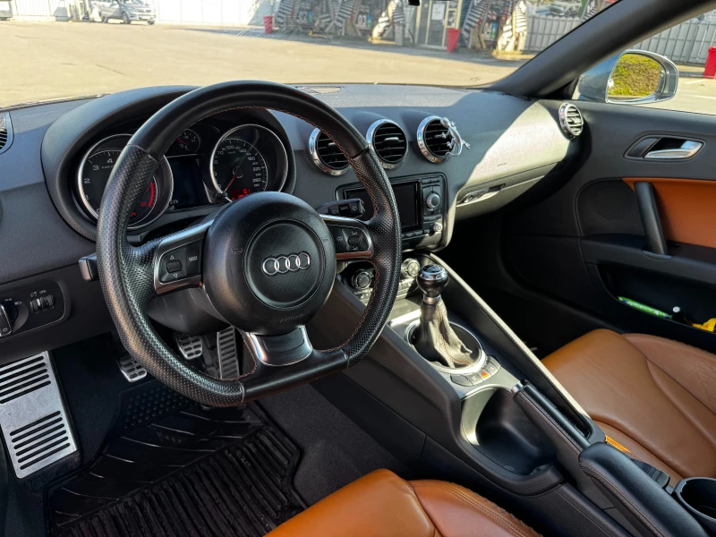 Audi Tt 2.0 TFSI, снимка 5 - Автомобили и джипове - 47501485