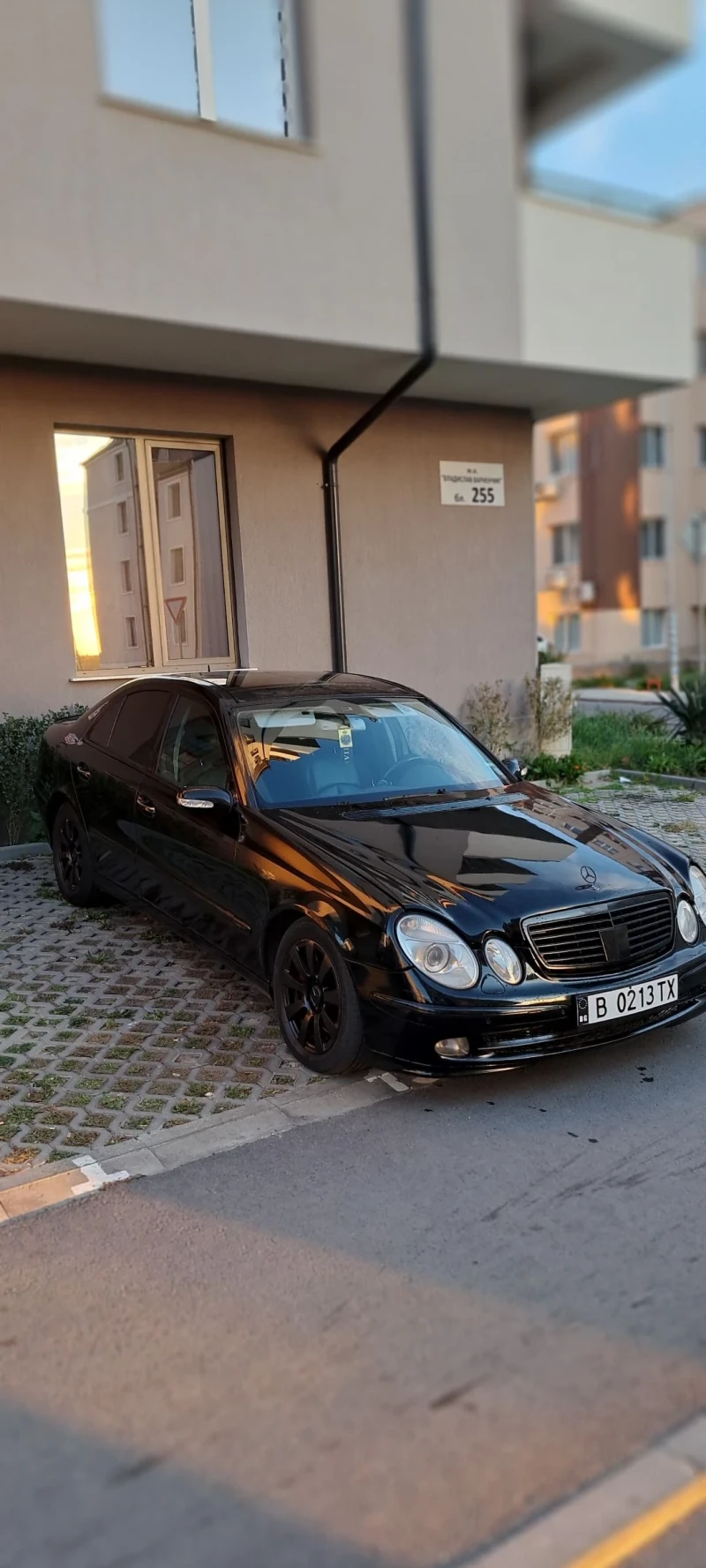 Mercedes-Benz E 400 Mercedes benz E400 v8 Bi-Turbo, снимка 2 - Автомобили и джипове - 47841198