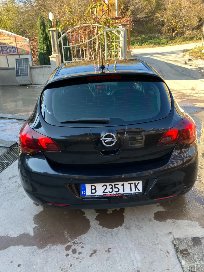 Opel Astra, снимка 3 - Автомобили и джипове - 48018571