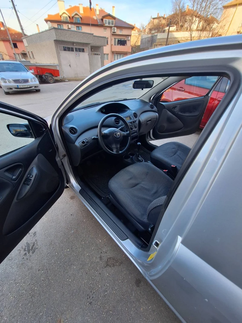 Toyota Yaris, снимка 6 - Автомобили и джипове - 48574565