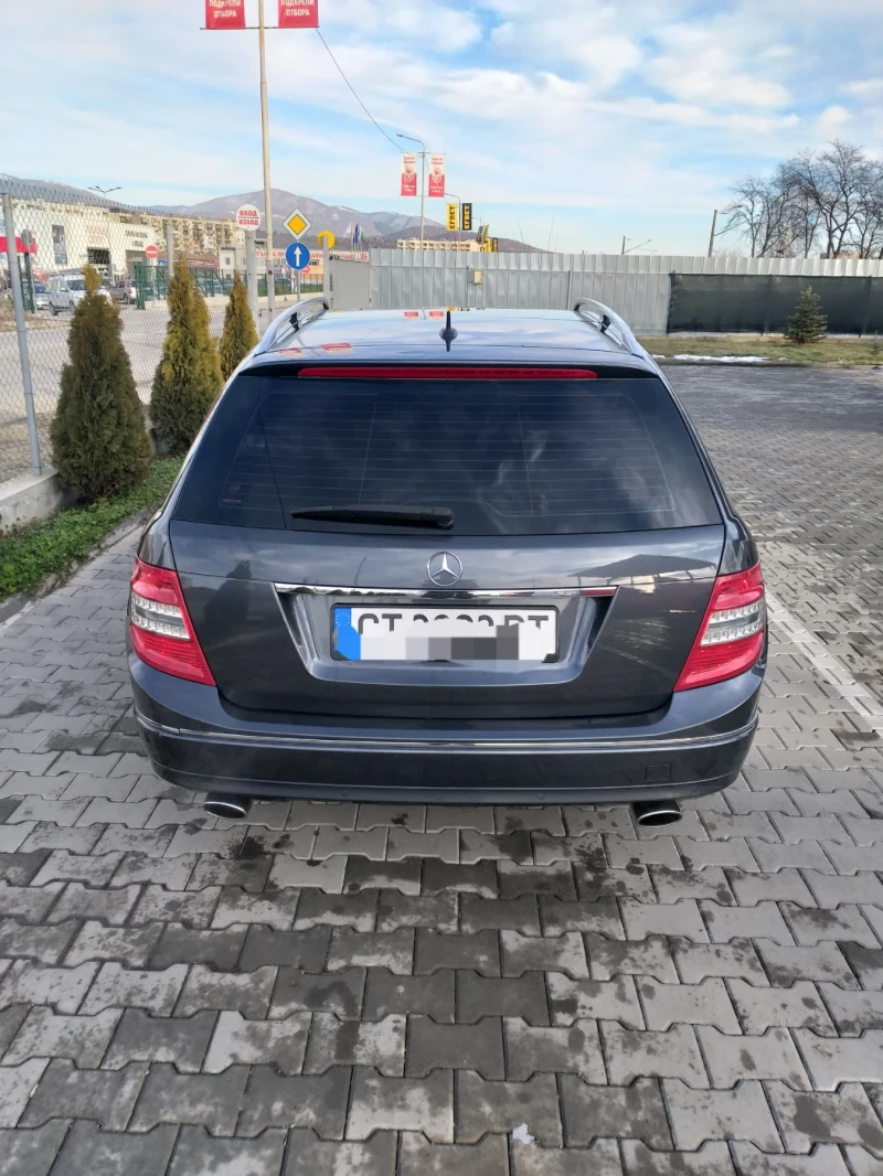 Mercedes-Benz C 350, снимка 10 - Автомобили и джипове - 49482647