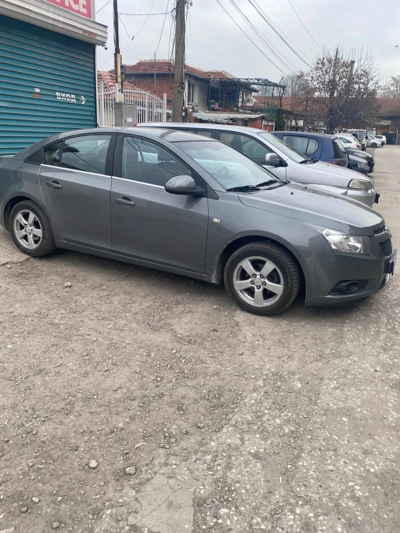 Chevrolet Cruze 1.6, снимка 3 - Автомобили и джипове - 49463026