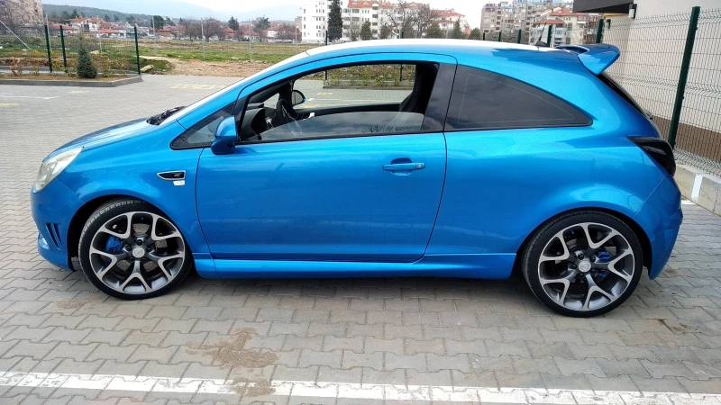 Opel Corsa OPC Limited Edition, снимка 3 - Автомобили и джипове - 49568984