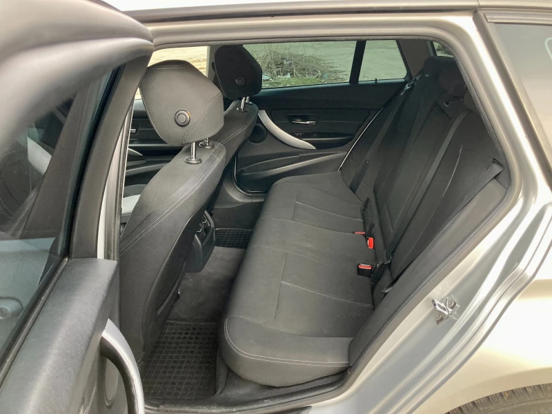 BMW 320 Sport F1 , 184кс, снимка 14 - Автомобили и джипове - 52257798