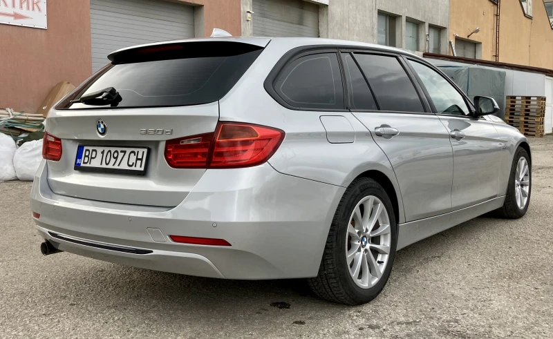 BMW 320 Sport F1 , 184кс, снимка 5 - Автомобили и джипове - 52257798