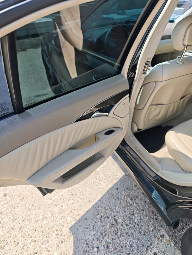 Mercedes-Benz E 320, снимка 9 - Автомобили и джипове - 50848424