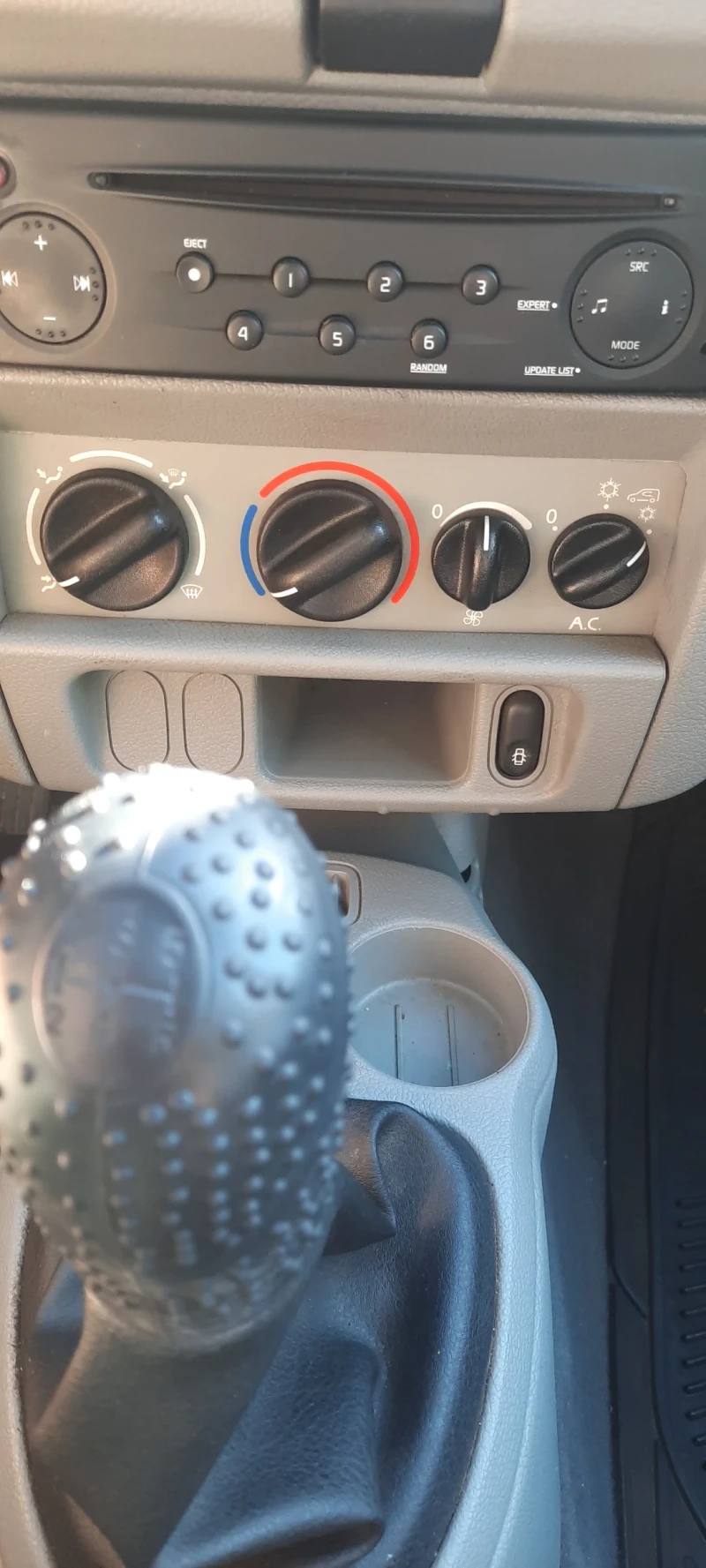 Renault Kangoo, снимка 11 - Автомобили и джипове - 52591396