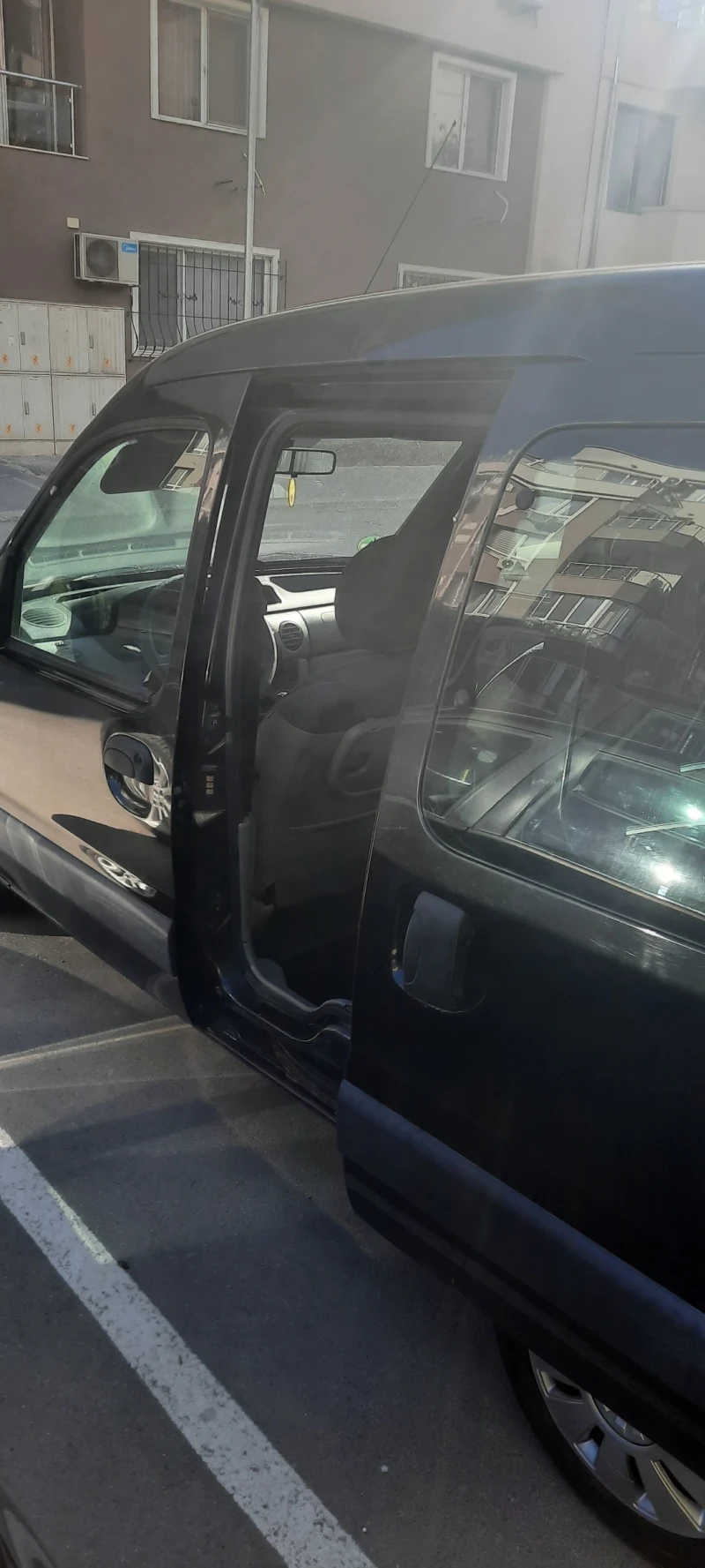 Renault Kangoo, снимка 7 - Автомобили и джипове - 52591396