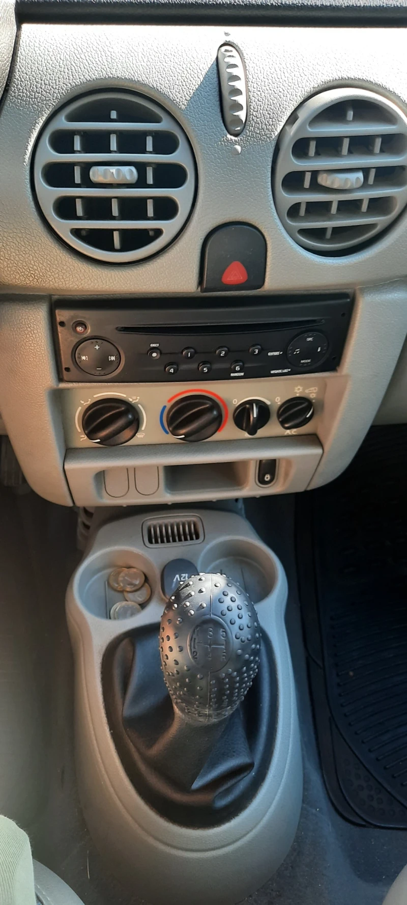 Renault Kangoo, снимка 15 - Автомобили и джипове - 52591396