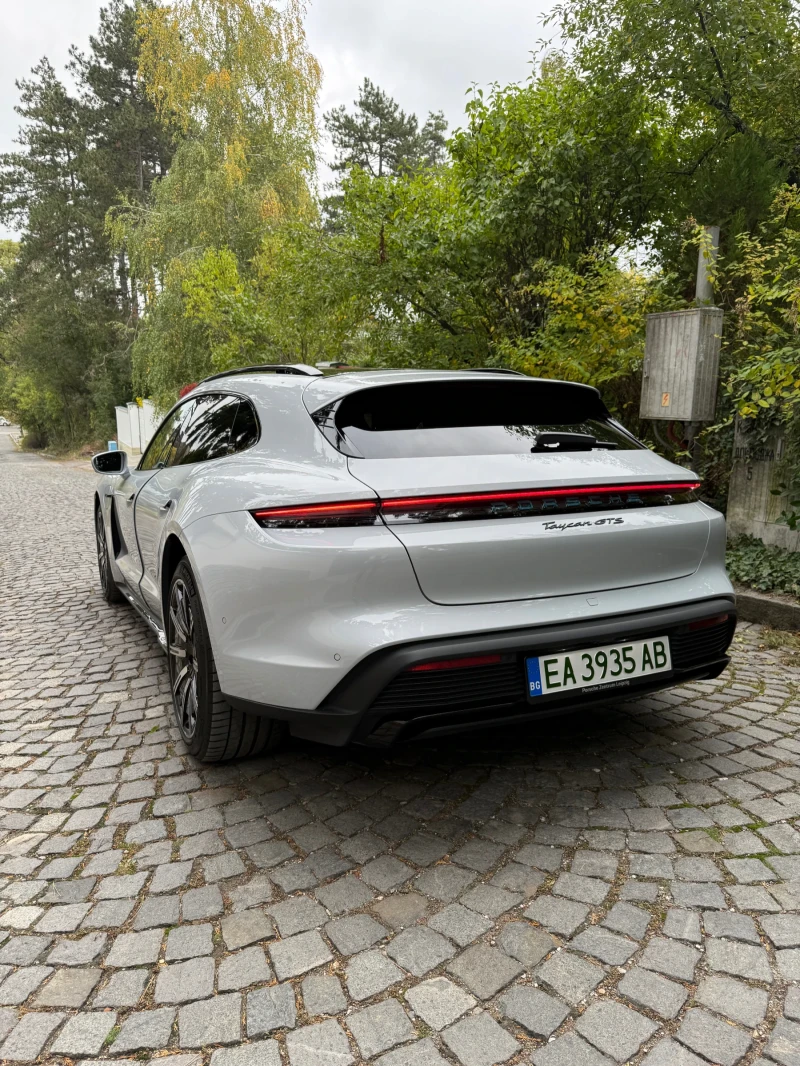 Porsche Taycan GTS, снимка 6 - Автомобили и джипове - 52148334