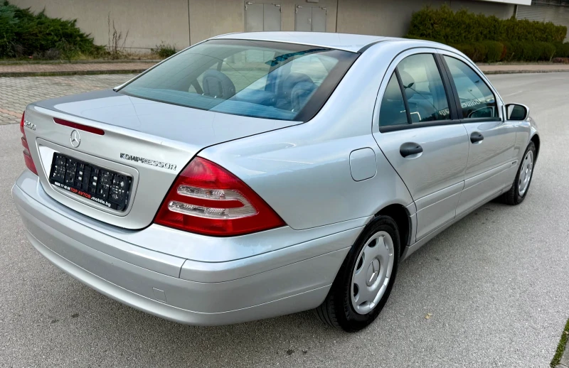 Mercedes-Benz C 200 Kompressor/6ck/!!! 80780km !!!/ТОП СЪСТОЯНИЕ!, снимка 4 - Автомобили и джипове - 52916274