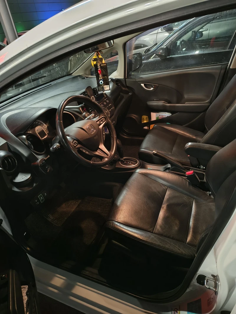 Honda Jazz Хечбек , снимка 7 - Автомобили и джипове - 53179514