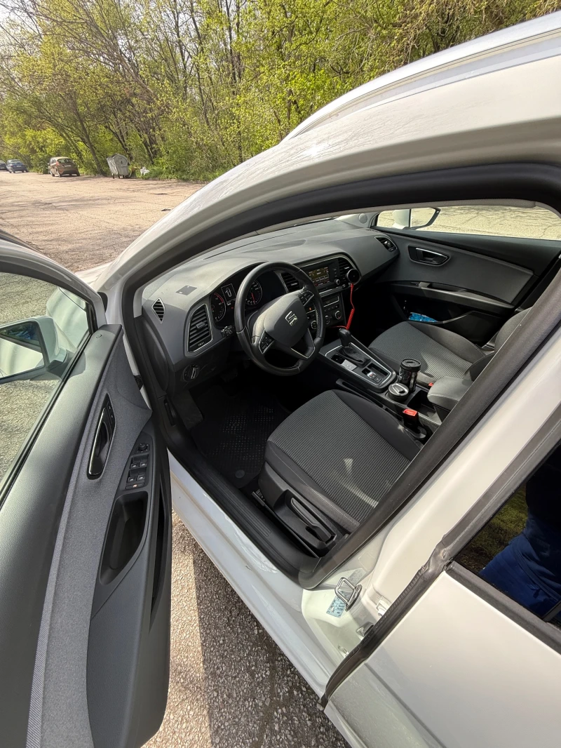 Seat Leon 1.5 TGI, снимка 4 - Автомобили и джипове - 53566700