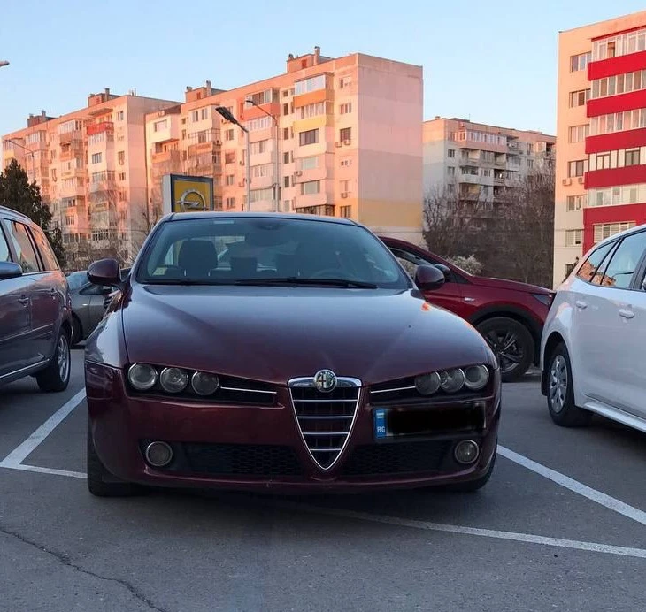 Alfa Romeo 159 Facelift, снимка 3 - Автомобили и джипове - 48013576