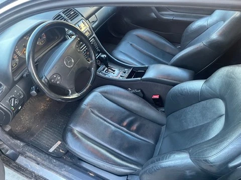 Mercedes-Benz CLK 320, снимка 5 - Автомобили и джипове - 48575120