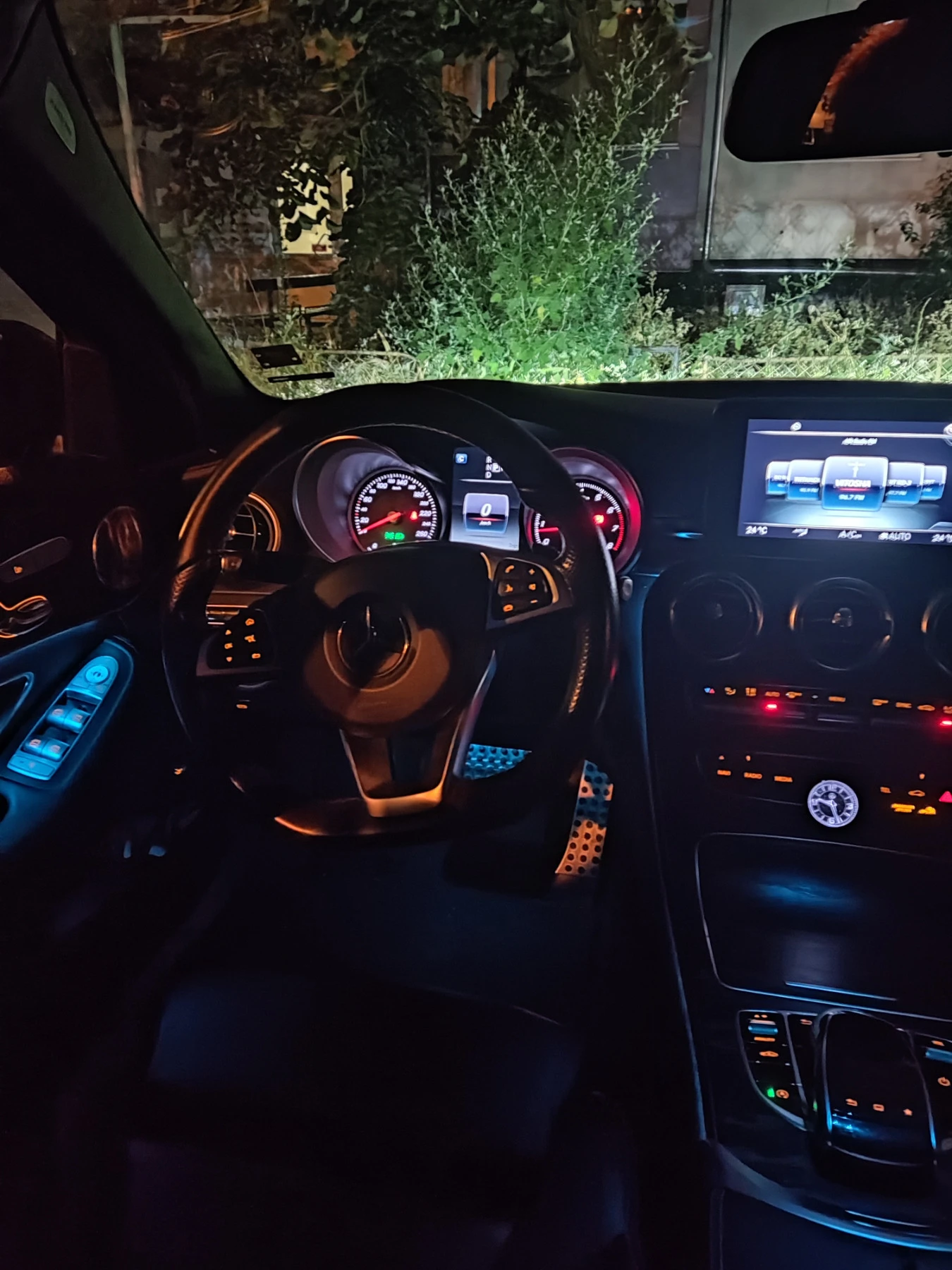 Mercedes-Benz C 400 | Mobile.bg   15