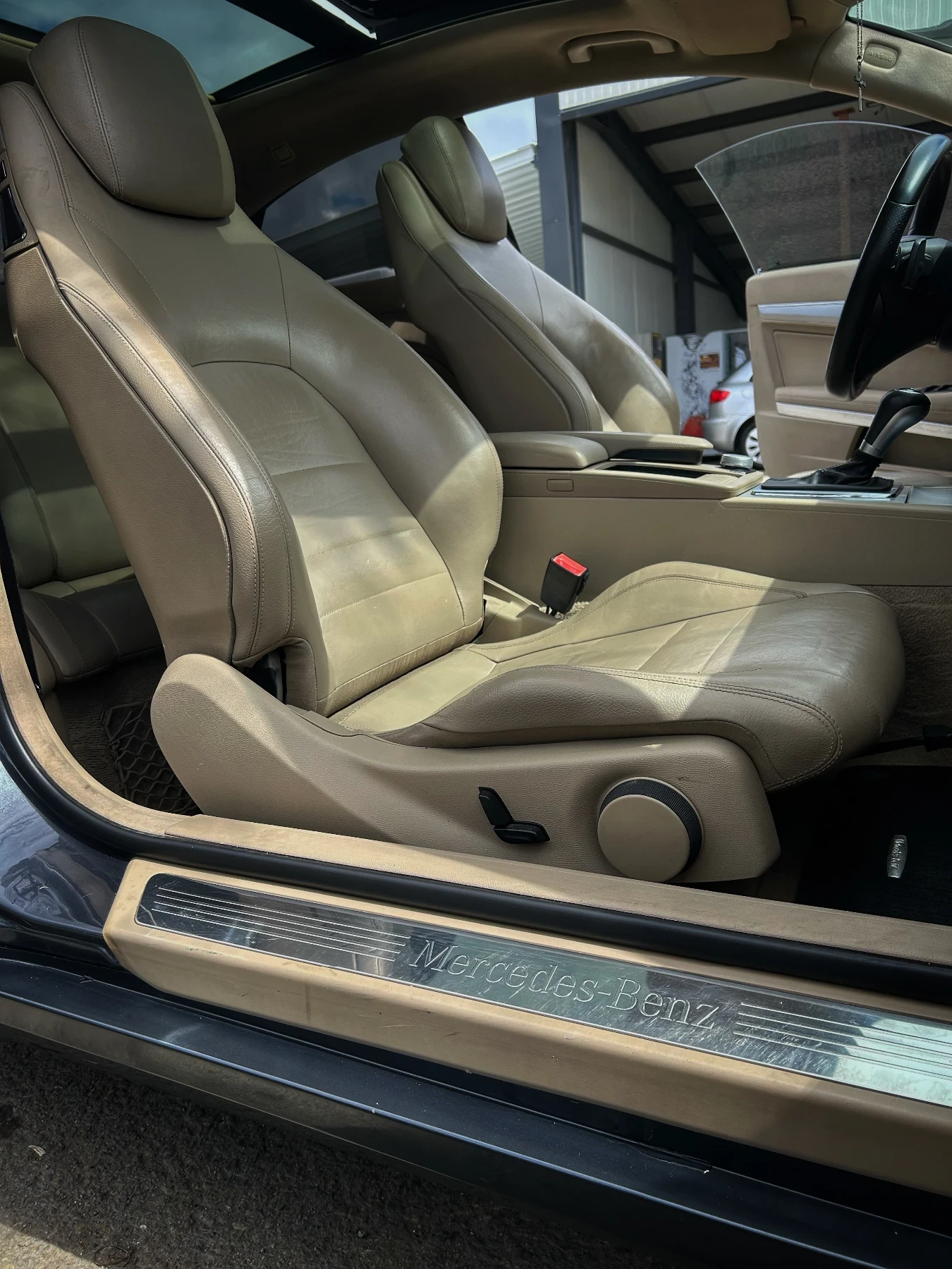 Mercedes-Benz E 350  - изображение 9