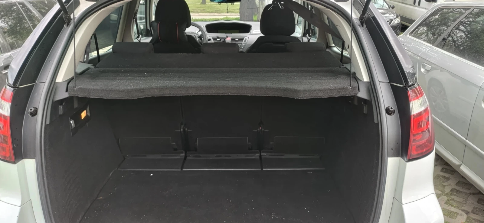 Citroen C4 Picasso 1.6 HDI - изображение 2