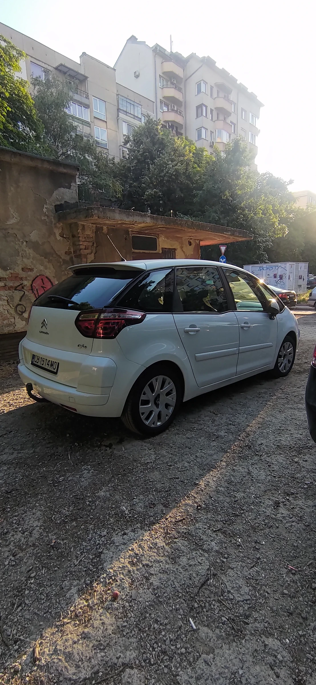 Citroen C4 Picasso 1.6 HDI - изображение 5