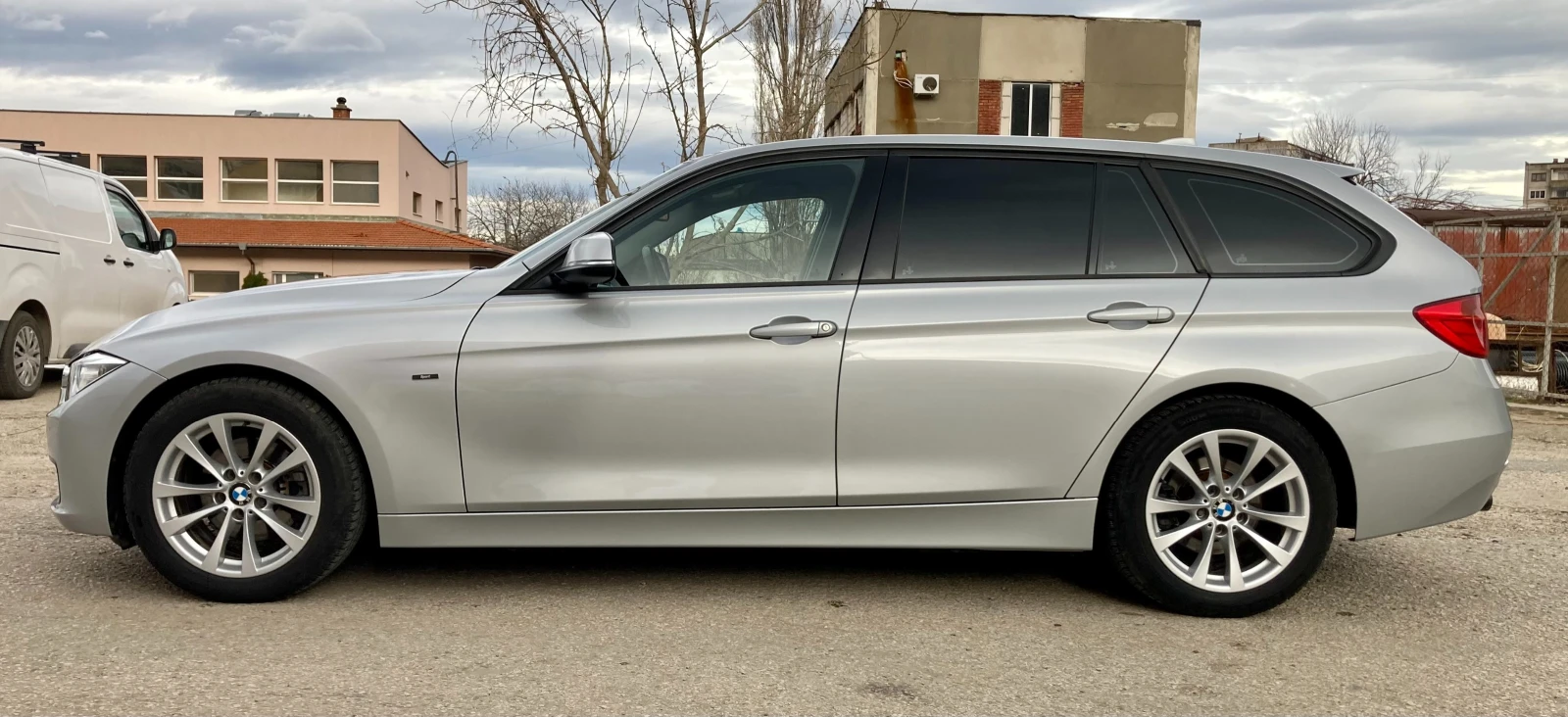 BMW 320 Sport F1 , 184кс - изображение 8