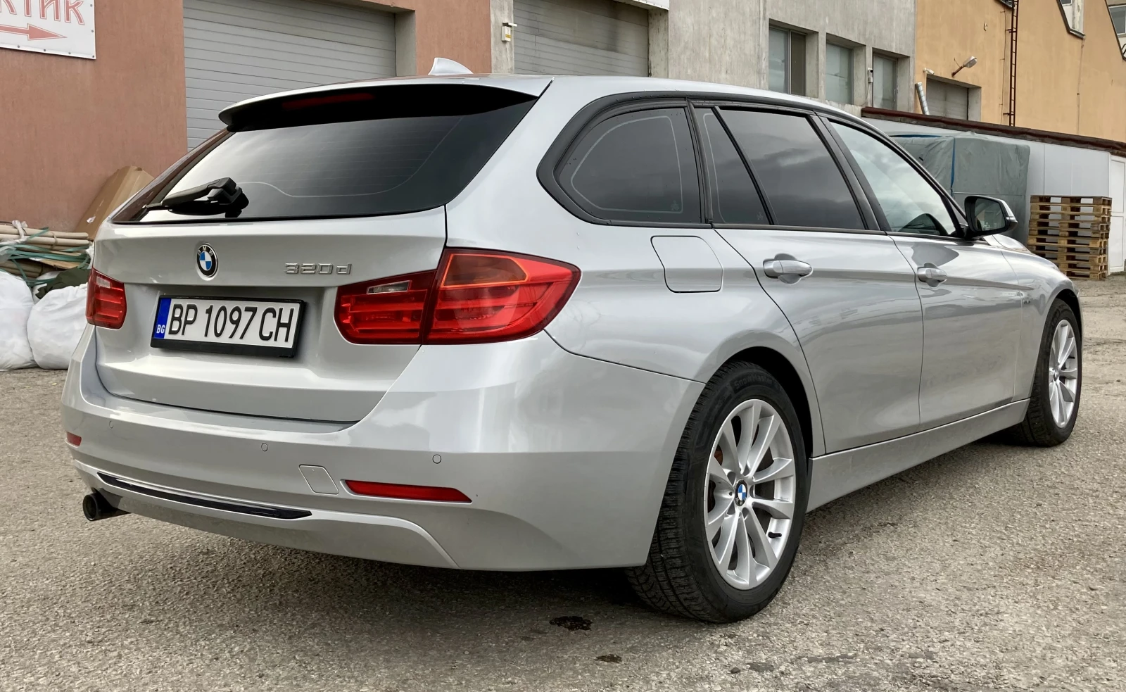 BMW 320 Sport F1 , 184кс - изображение 5