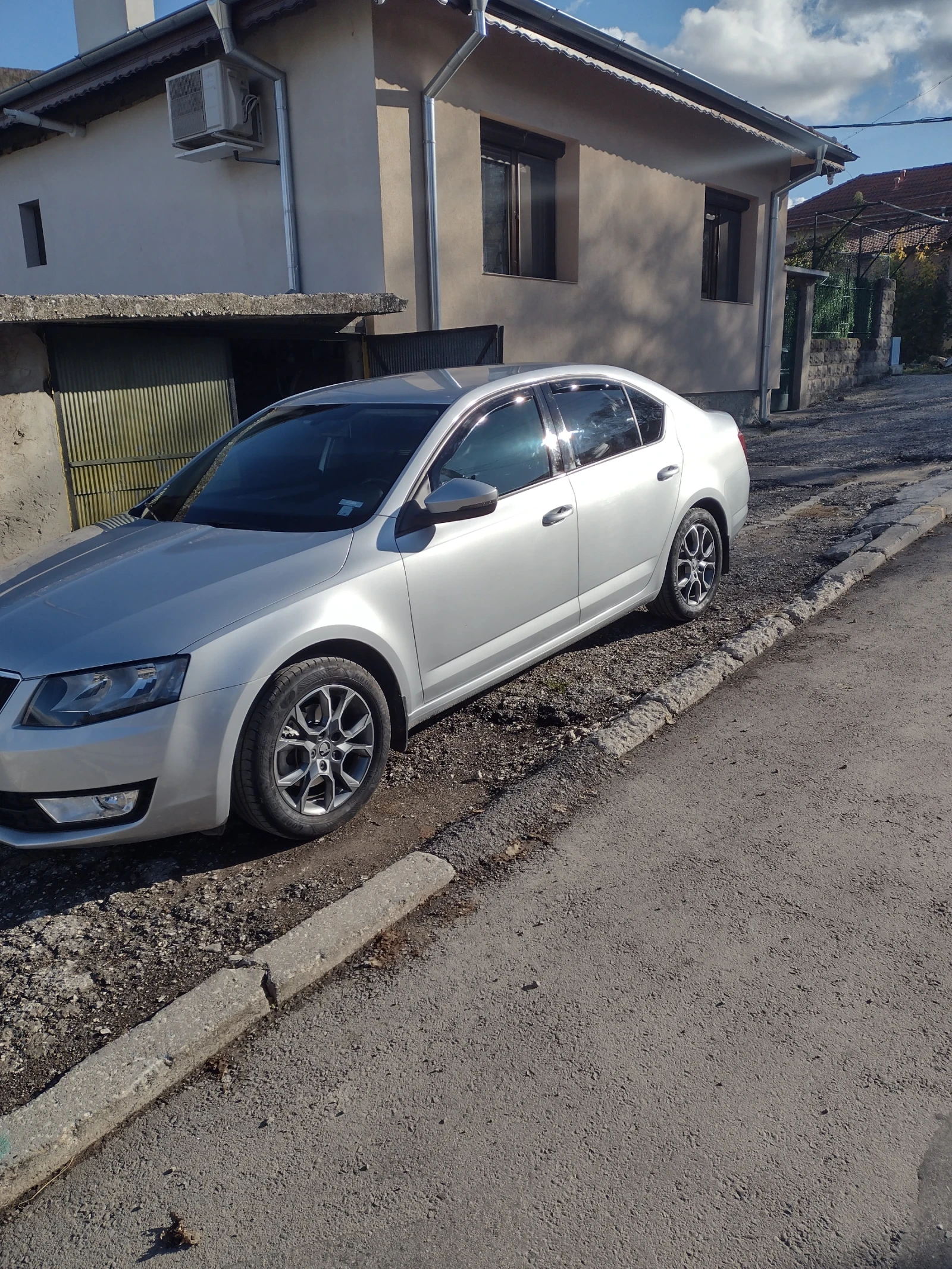 Skoda Octavia | Mobile.bg   3